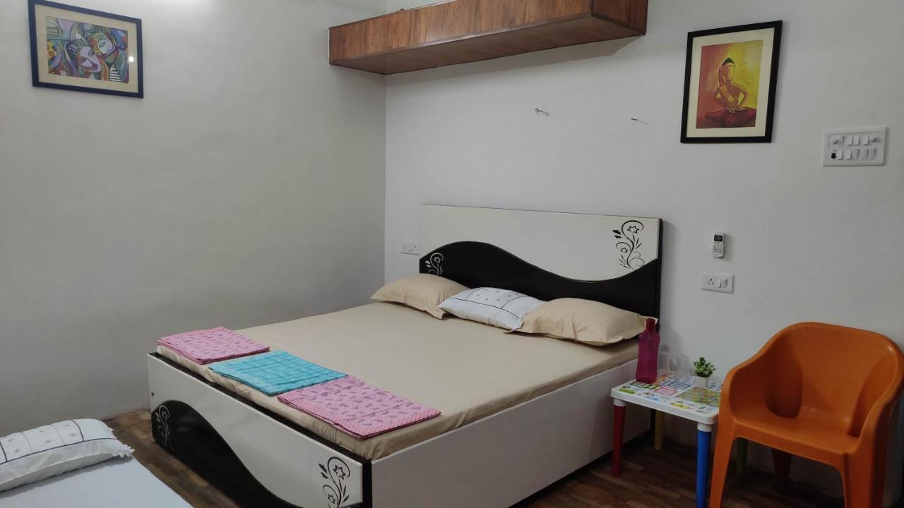 Ira Homestay Mathura - Divine Spiritual Stay Εξωτερικό φωτογραφία