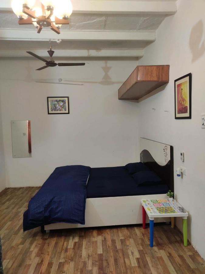 Ira Homestay Mathura - Divine Spiritual Stay Εξωτερικό φωτογραφία